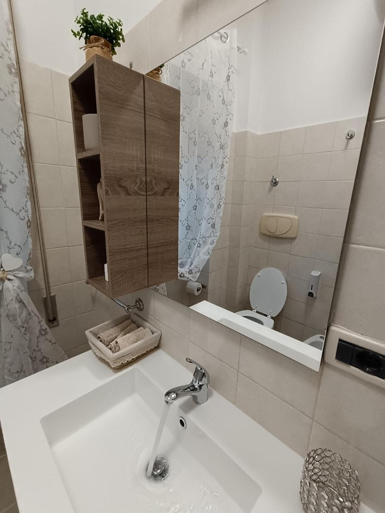 Le Sirene Sweet Home Torvaianica Bagian luar foto